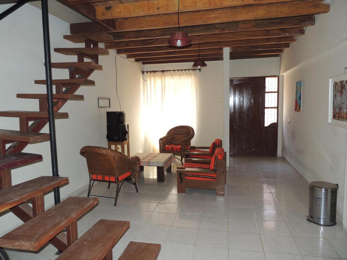 Hostal Dinosaurio Bed and Breakfast Torotoro Exteriör bild