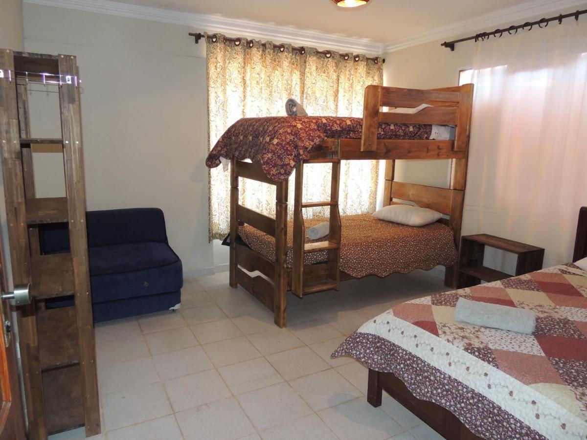 Hostal Dinosaurio Bed and Breakfast Torotoro Exteriör bild